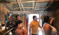 Este programa permitirá mejorar las condiciones de las viviendas en 10 barrios de Santa Marta. 