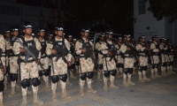 Los militares fueron llamados a cuidar el cumplimiento del toque de queda nocturno para evitar el coronavirus.