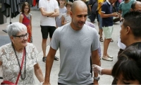 Pep Guardiola y su mamá.