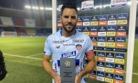 Sebastián Viera, figura del partido con el golazo definitivo.