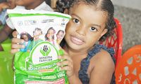 Para atender ininterrumpida y gratuitamente los requerimientos de alimentación de cerca de 2,2 millones de niños, niñas y madres en periodo de lactancia.