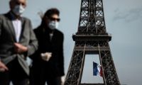 Francia enfrenta nueva ola de contagios.