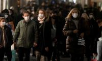 Las autoridades sanitarias advierten que la pandemia no ha terminado