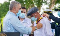 El Presidente Iván Duque y el maestro Adolfo Pacheco.