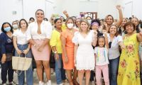 Gobierno de Virna Johnson acompaña integralmente a mujeres con cáncer de mama