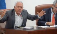 Guillermo Alfonso Jaramillo, ministro de Salud durante su intervención en la Cámara este jueves.