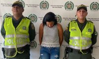 Mujer capturada por violencia intrafamiliar.