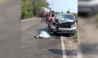 Motociclista murió al chocar de frente con un carro en Tucurinca