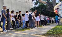 Estudiantes samarios presentándose a la prueba