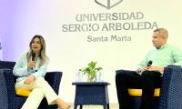 Vicky Dávila.