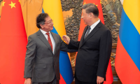 Gobierno Petro firma acuerdo con China para ingresar a la Ruta de la Seda