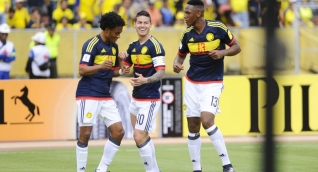 James Rodríguez celebra el primer gol a favor de la Selección.