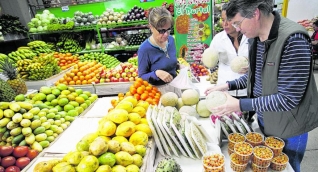 Las frutas, hortalizas y tuberculos que estaban exentos del IVA deberán pagar el 18%.