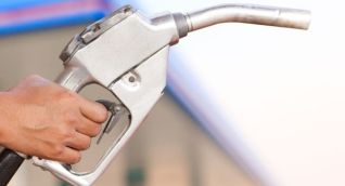 Recientemente el Gobierno Nacional aumentó nuevamente el valor del combustible.