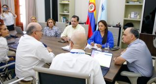 Reunión con delegados nacionales.