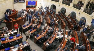 Aprueban en tercer debate recargo festivo del 100% y jornada nocturna desde las 7 p.m.
