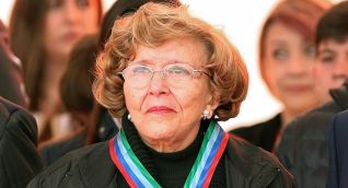 Nydia Quintero.