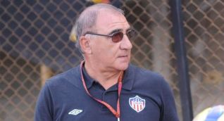‘El Zurdo’ López, técnico campeón con Junior en 2004