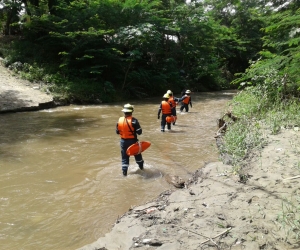 Por más de 24 horas hombres del Cuerpo de Bomberos realizaron la búsqueda de Edilfer Tete Cuadrado.