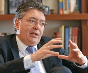 Ministro de Hacienda, Mauricio Cárdenas.