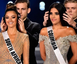 Demi-Leigh Nel-Peter, Miss Sudáfrica; junto a Laura González, Miss Colombia.