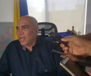 Vicente Guzmán, director de Fiscalías del Magdalena, en rueda de prensa.