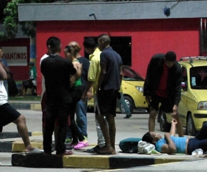  Muchos venezolanos duermen en la Terminal de Transportes.