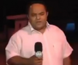 Este es el periodista que registró el episodio. 