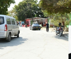 En este sitio fue asesinado por un policía el menor Juan Carlos Torregrosa Acosta, en el recuadro.