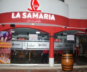 El establecimiento La Samaria Social Club fue cerrado por operar en zona residencial.