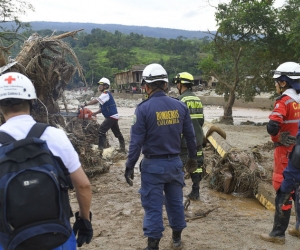 Organismos de socorro en Mocoa.