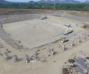 Panorámica del nuevo estadio de la construcción del nuevo estadio de fútbol.