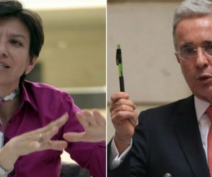 La senadora de la Alianza Verde Claudia López y el senador Álvaro Uribe.