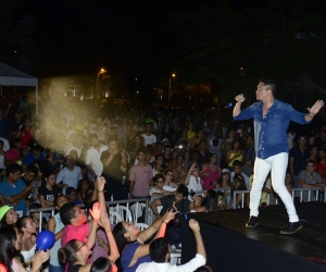 El cantante vallenato Michel Torres, en representación del departamento del Magdalena, hizo su presentación y fue merecedor de una gran ovación por parte del público.
