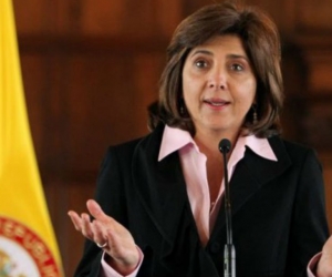 La Canciller María Ángela Holguín.