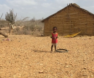 Según el informe, en Colombia 13,2 de cada 100 niños y niñas presentan retraso en el crecimiento –desnutrición crónica-.