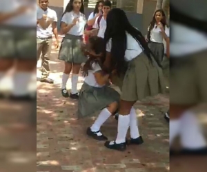 La riña de las dos jóvenes se volvió viral en las redes sociales, a nivel local.