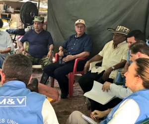 Miembros de FARC y ONU en Fonseca.