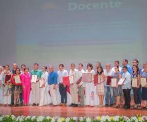 El Consejo Académico de la Universidad del Magdalena, hizo entrega de reconocimientos a 46 de sus docentes. 