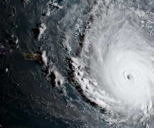 El huracán Irma tocaría tierra firme en Florida el domingo por la madrugada.