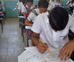 Estudiantes de los colegios públicos retomarán sus clases en enero 22.