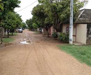 Aspecto de la calle larga del municipio de Pijiño del Carmen.