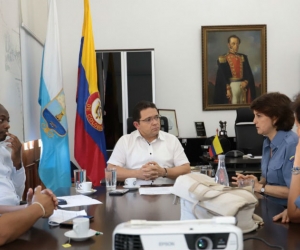 Reunión entre Alcaldía y Parques Naturales.