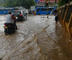 Habrá lluvias y el riesgo de crecientes súbita se extenderá hasta el 16 de octubre. 