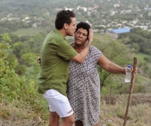 Silvestre Dangond y la señora María Atencio