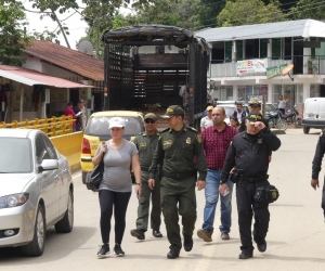 La Fuerza Pública y la comunidad de Minca buscan al menor desaparecido. 