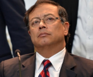 El senador Gustavo Petro.