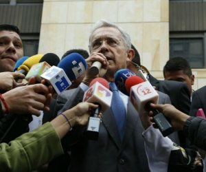 Álvaro Uribe Vélez.