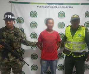 El agresor fue capturado por la Policía y el Ejército.