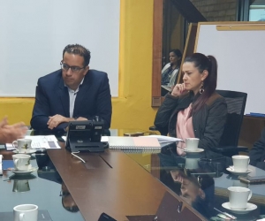 Rafael Martínez, durante reunión con el Viceministerio de Agua.